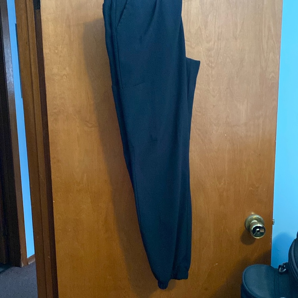 Scrub pants
